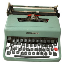 Olivetti Lettera 32 Typewriter Junk for Parts Manual Italy Vintage Repair Proje thumbnail