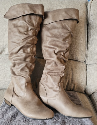 Fergalicious ''Rookie'' Knee-High Tassel Back Zip Riding Boots Taupe Size 6.5 M