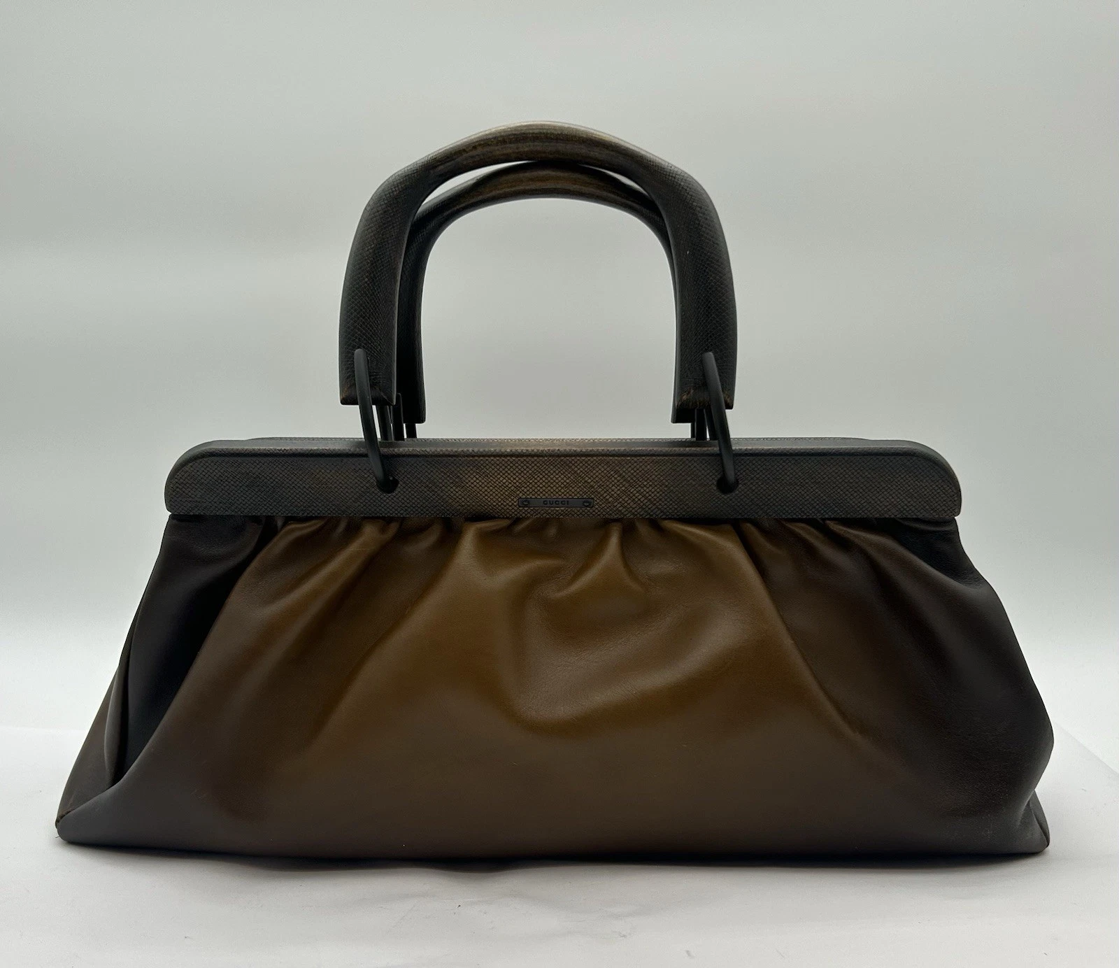 Tom Ford — Authentic GUCCI Iconic Tom Ford Leather Doctors Bag Wood Handles Handbag Satchel