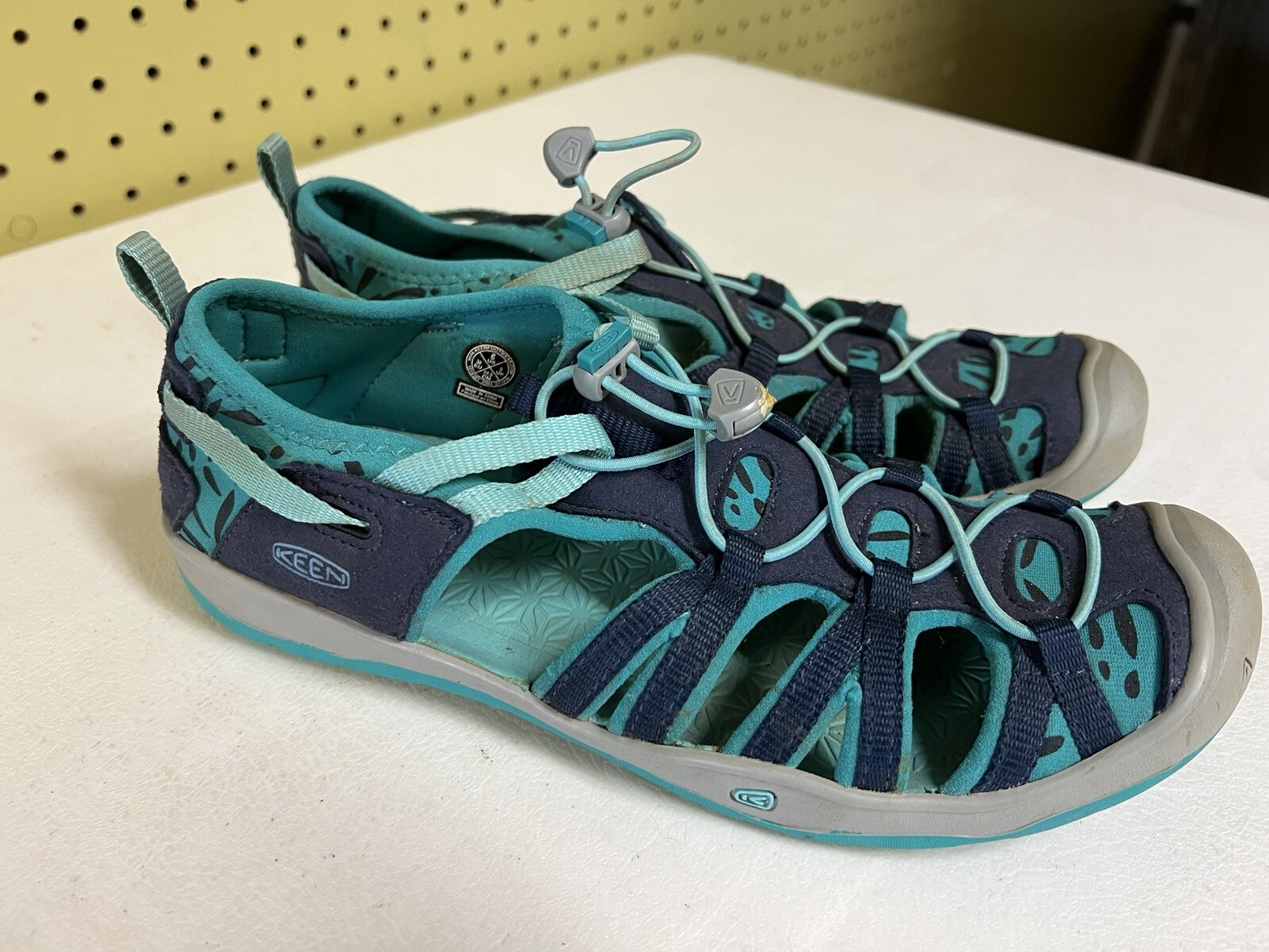 Keen Sandals Women's Size 6 EU 38 Moxie Blue Aqua Water Outdoors Shoes 1016351
