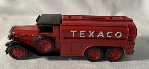 RARE ERTL 1930 TEXACO DIAMOND FUEL TANKER DIE CAST BANK — COLLECTORS SERIES #7 - Picture 3 of 11