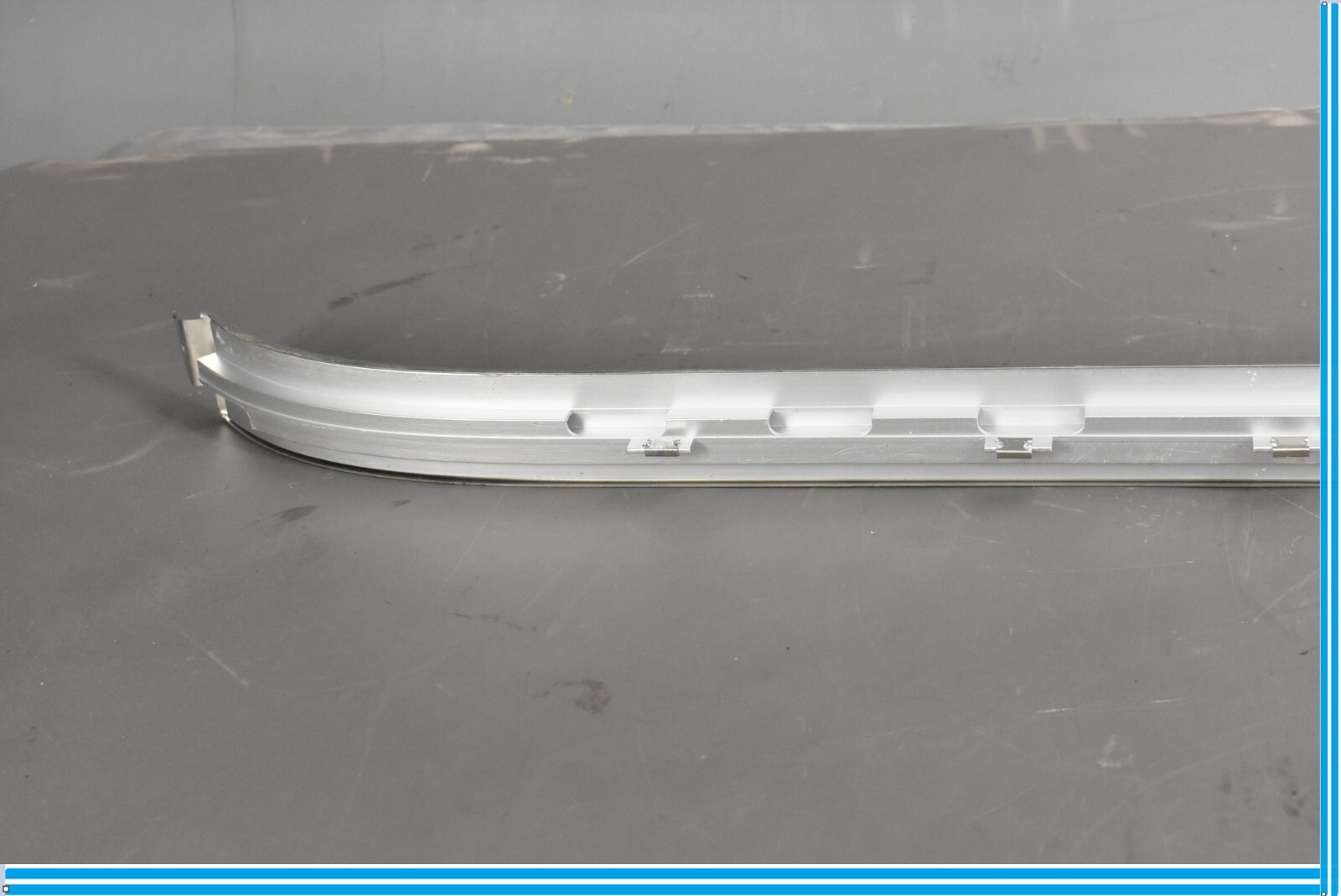 Bentley Continental 2005 Left Side cover plate