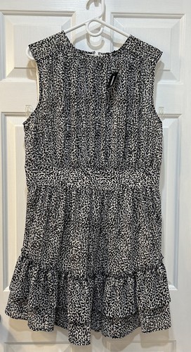 NUEVO CON ETIQUETAS EXPRESS Vestido de Gasa en Niveles Talla L Estampado de Animales Festivo Sin Mangas Volantes - Imagen 1 de 9