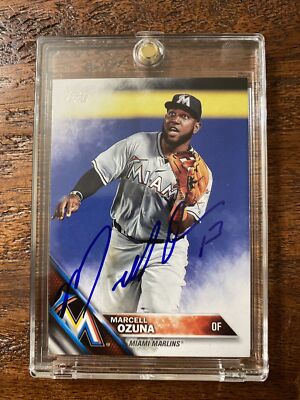 Marcell Ozuna Signed Topps Card Psa Dna Coa Autographed Marlins