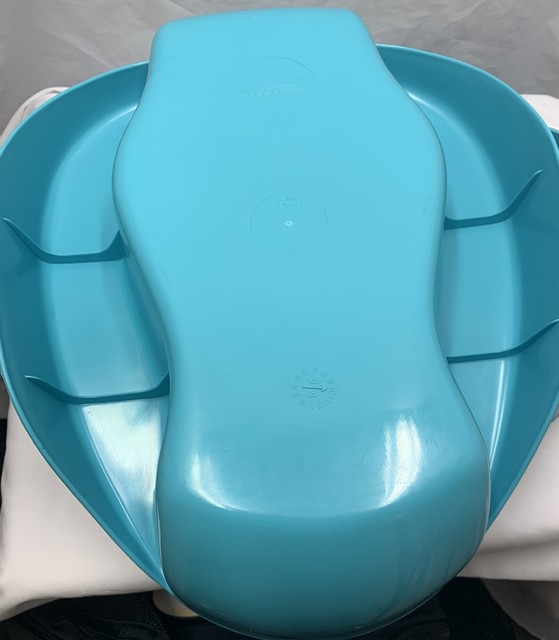2 VOLLRATH Plastic Disposable Bedpan, Teal Color eBay