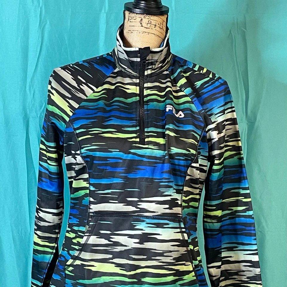 Top Fila Sport Mujer Multicolor Pequeño Estampado Animal Media Cremallera Bolsillo Canguro Foto 4 de 4