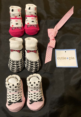 Cutie Pie Infant Baby Socks That Look Like Shoes  3 Pairs New