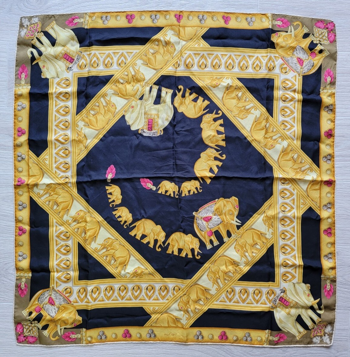 Authentic Must De Cartier Silk Elephants Scarf Black Gold Wrap