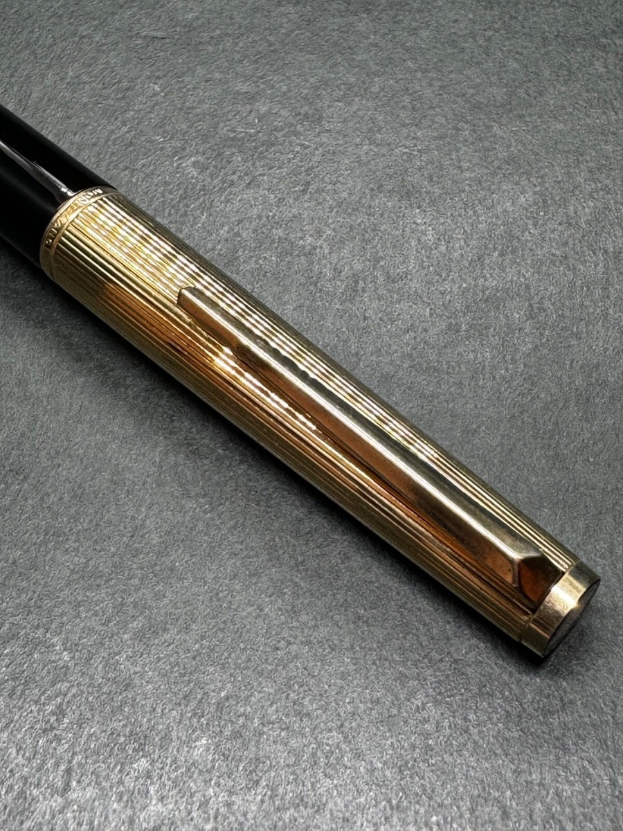 MONTBLANC No.124 Gold&Black Vintage Fountain Pen Piston-filler 18K
