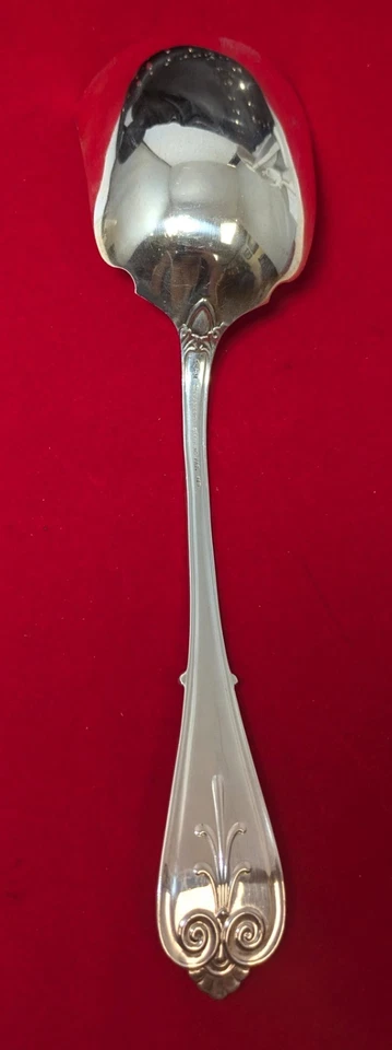 Cuenco liso Beekman by Tiffany & Co. de plata de ley de 9-1/4"" para galletas Foto 3 de 4