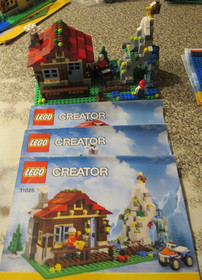 LEGO Classic lot 4 sets 5766, 10695,31010,31025 blocks Manuals mini figures ATV