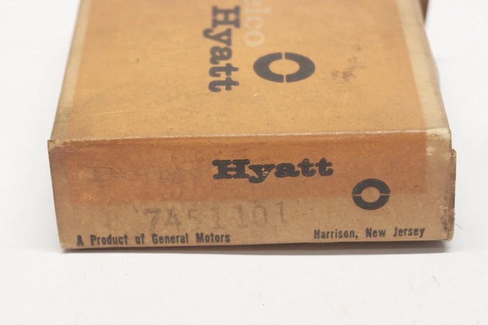 Conjunto de cojinete exterior rueda delantera Chevrolet BIG Truck 1960-70 nuevo de lote original 7451101 Foto 2 de 4