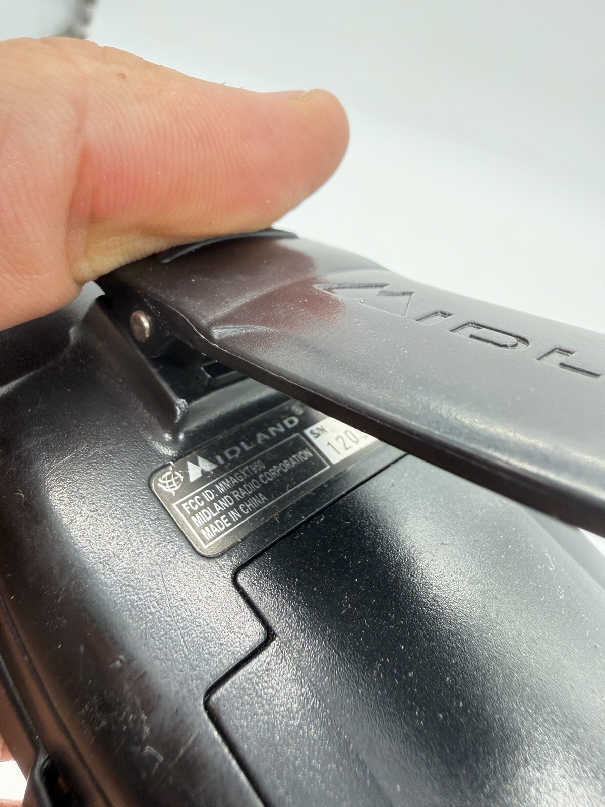 Midland GXT1000 Two-Way Radios - Set of 2 with Charger 18CVP8-REV B (Read Desc)