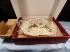 Lenox Winter Greetings 2 Pc Crudites Chip N Dip Set New w/ Torn Box