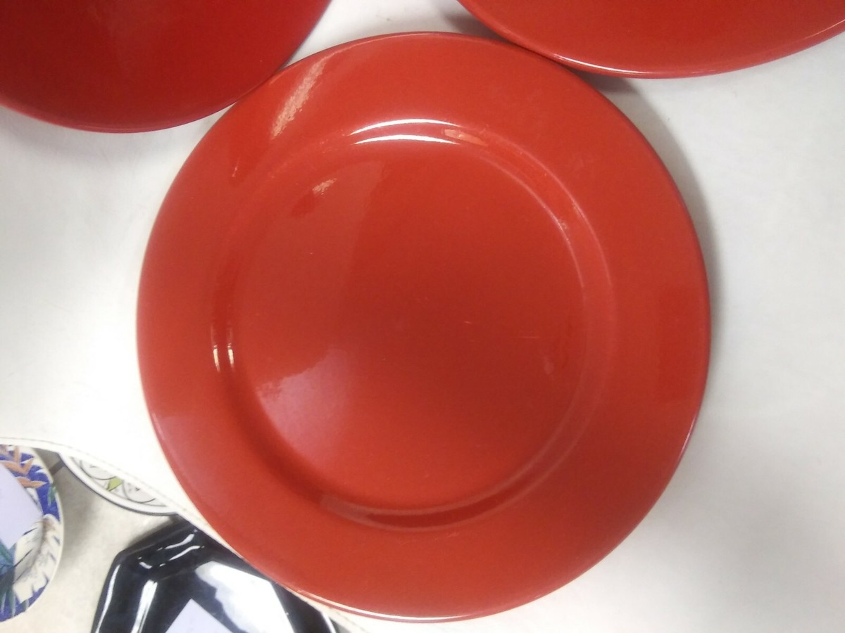 pc Waechtersbach Germany Dinner Plates Salad Plates Red Christmas