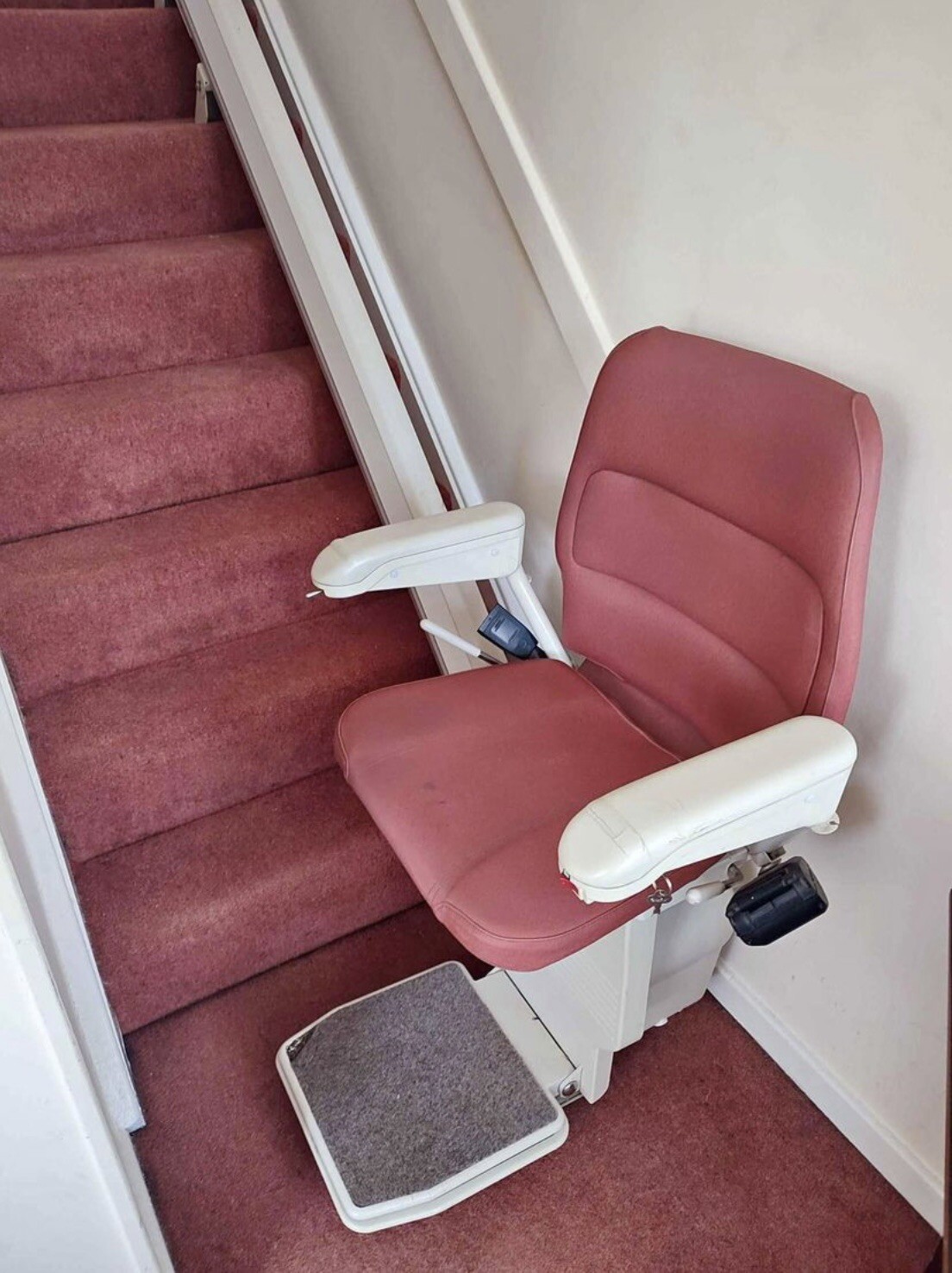 STANNAH STRAIGHT STAIRLIFT eBay