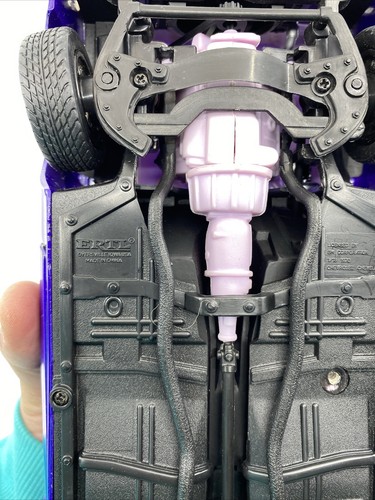 Ertl 1/18 Scale Diecast 7979 - 1970 Chevy Chevelle - Purple - Picture 13 of 14