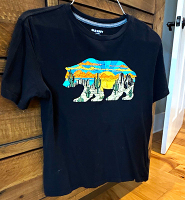 Old Navy Boys Graphic Bear Desert T-Shirt Black Cotton Knit Crew Neck L (10-12)