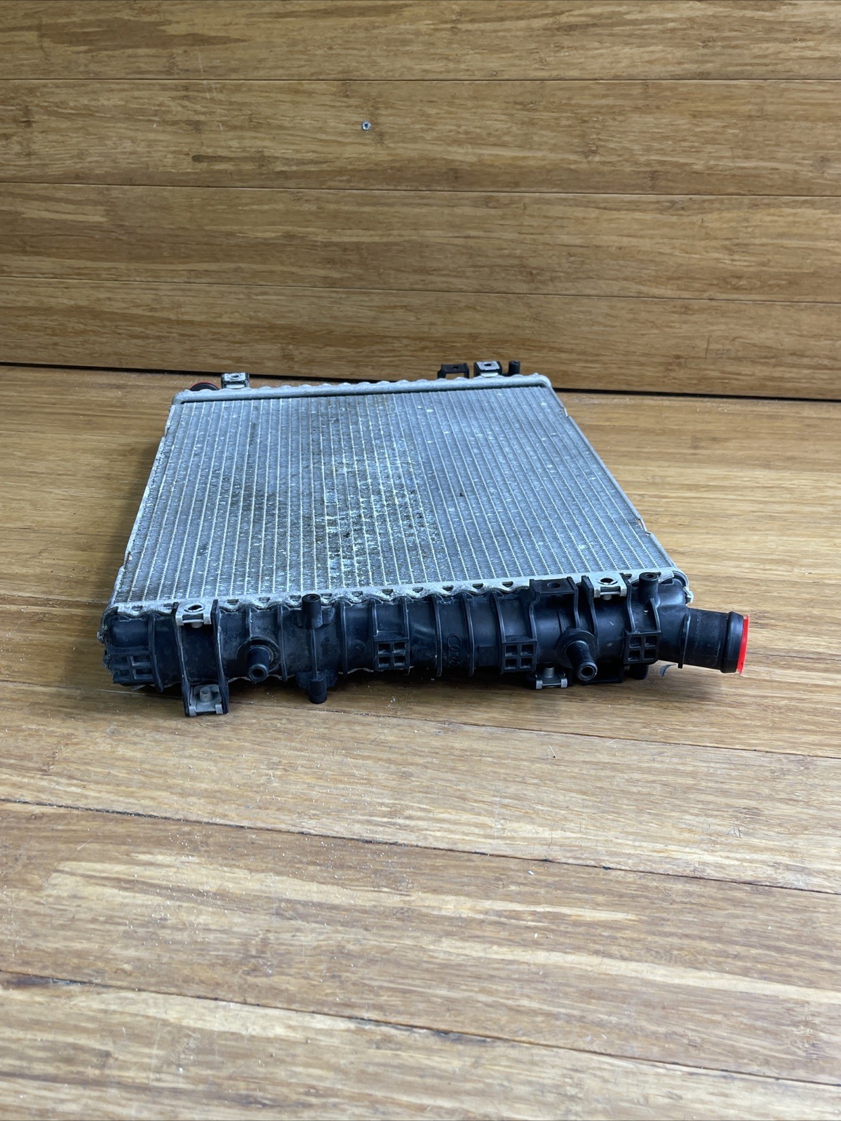 2008-2015 Audi R8 42 Spyder Auxiliary Radiator Cooler Cooling 34k Miles *NOTE*