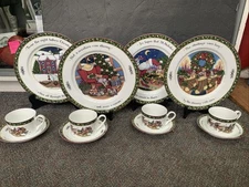 12 piece international China Susan Winget A Christmas story service in box