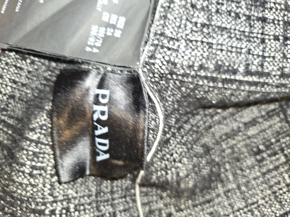 PRADA SleevelessTweed Pattern Black Dress Size S (38) - Image 3 of 4