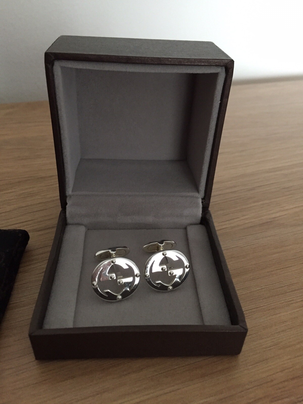 Gucci Interlocking Cufflinks - image 9