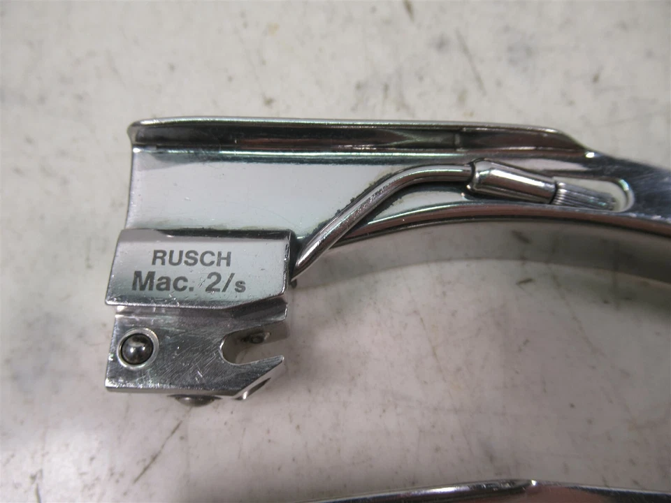 Hojas de laringoscopio Rusch Macintosh Mac 2, 3 y 4 fibra óptica de acero inoxidable  Foto 4 de 4