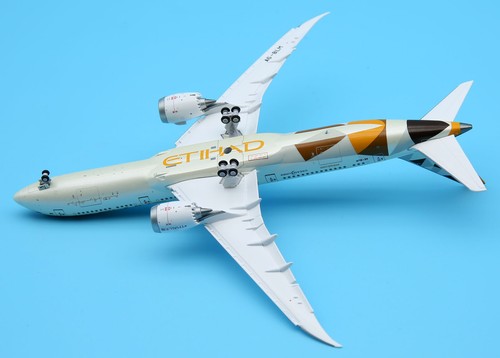 Avión a reacción JC Wings 1:400 Etihad Airways B787-9 modelo A6-BLM con solapa - Imagen 12 de 12