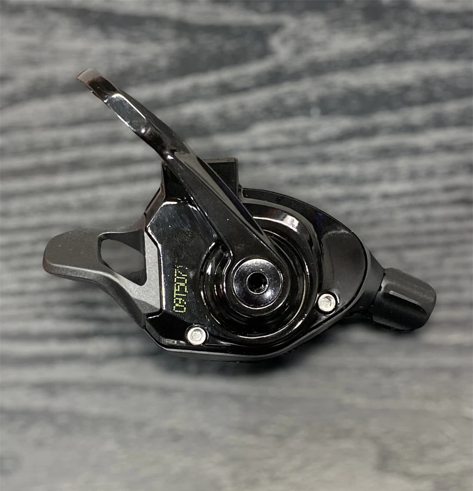 SRAM SL700 Flat Bar 2x11 Road Trigger Left Shifter For Front Derailleur - Image 2 of 2