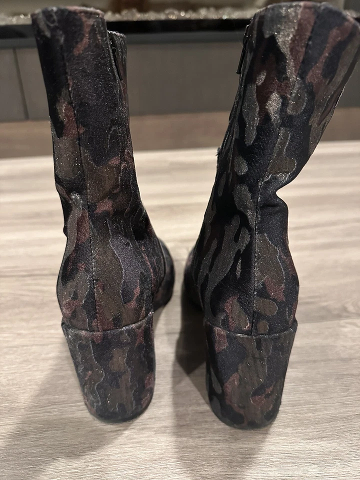 Botas Summit Shaw White Mountain para mujer negras camufladas tacón bloque botín 41 Foto 4 de 4