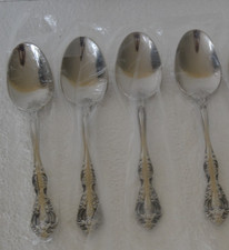 Oneida Michelangelo Stainless Flatware  4 Sou...