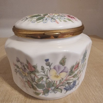 Vintage Aynsley Wild Tudor Floral Porzellan aufklappbare Pillendose Waschtischdose