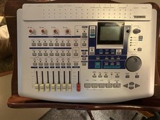 TASCAM 788 Pro Audio 8-Track Digital Recorder Portastudio w/ Book's