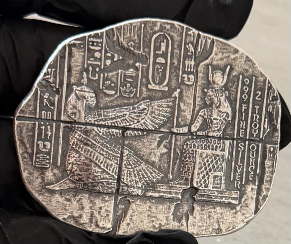 ЕГИПЕТСКАЯ РЕЛИКВИЯ СЕРЕБРЯНЫЙ ХУДОЖЕСТВЕННЫЙ СЛИТОК, ДРАГОЦЕННЫЕ МЕТАЛЛЫ MONARCH, РОССЫПЬЮ 2 унции.999 СЕРЕБРО! - Изображение 2 из 4