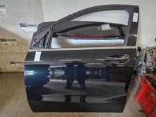 Mercedes B-Klasse W246 T?r Links Vorne  2467200105 335735