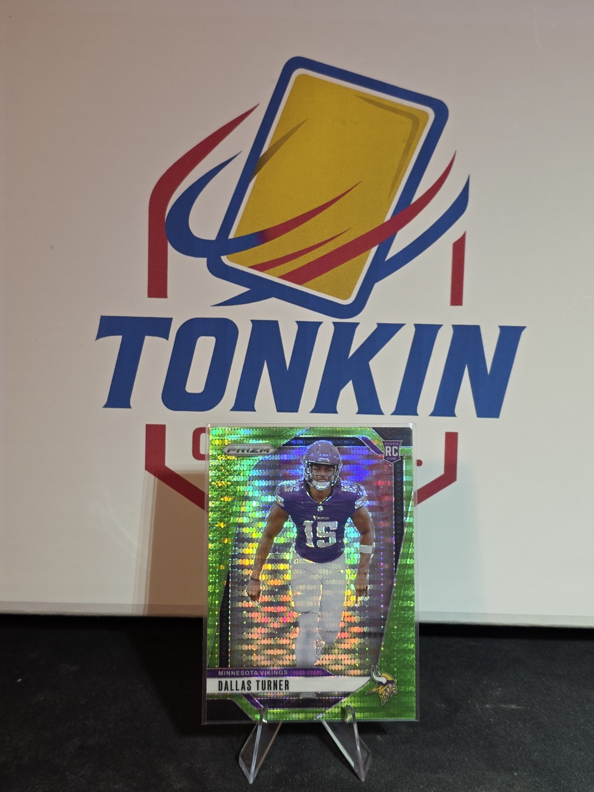 2024 Panini Prizm - Rookies Dallas Turner #324 Neon Green Pulsar Prizm (RC)