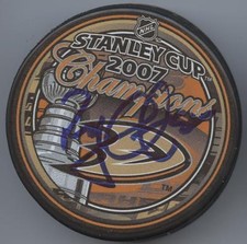 RYAN CARTER SIGNED ANAHEIM DUCKS 2007 STANLEY CUP CHAMPS HOCKEY PUCK w/ COA