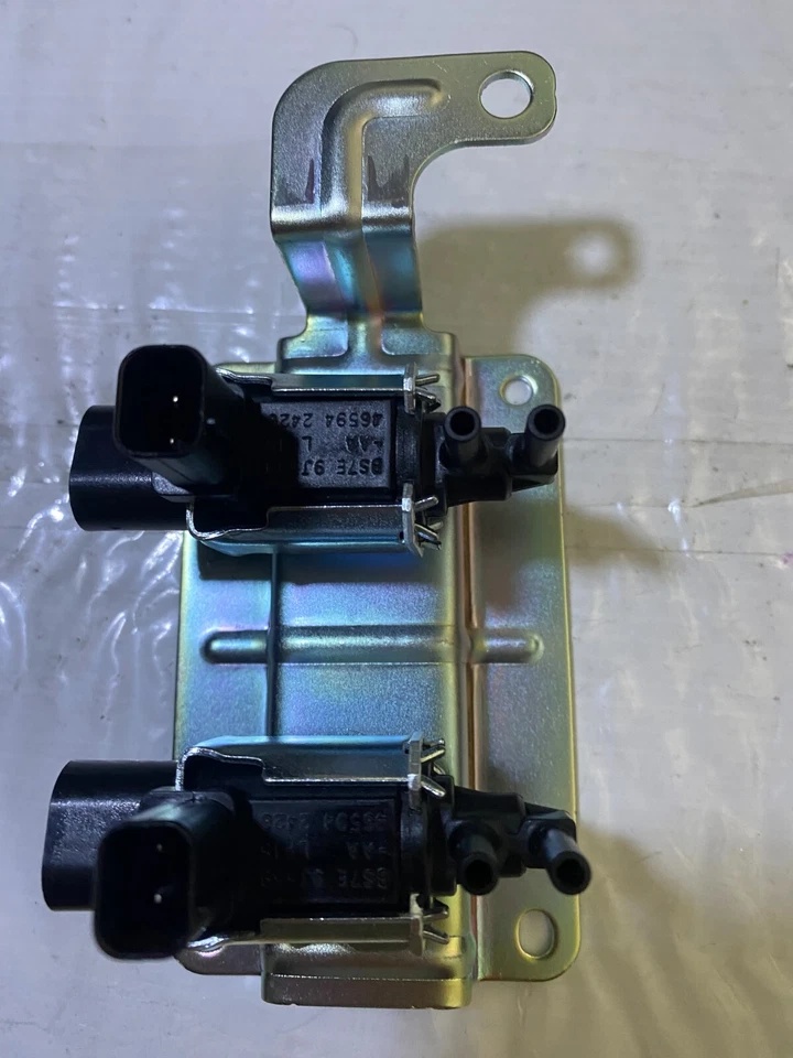 Collettore Elettronico Elettrovalvola Facile Installazione Ricambi Auto BS7E-9J559-AA - Immagine 2 di 4