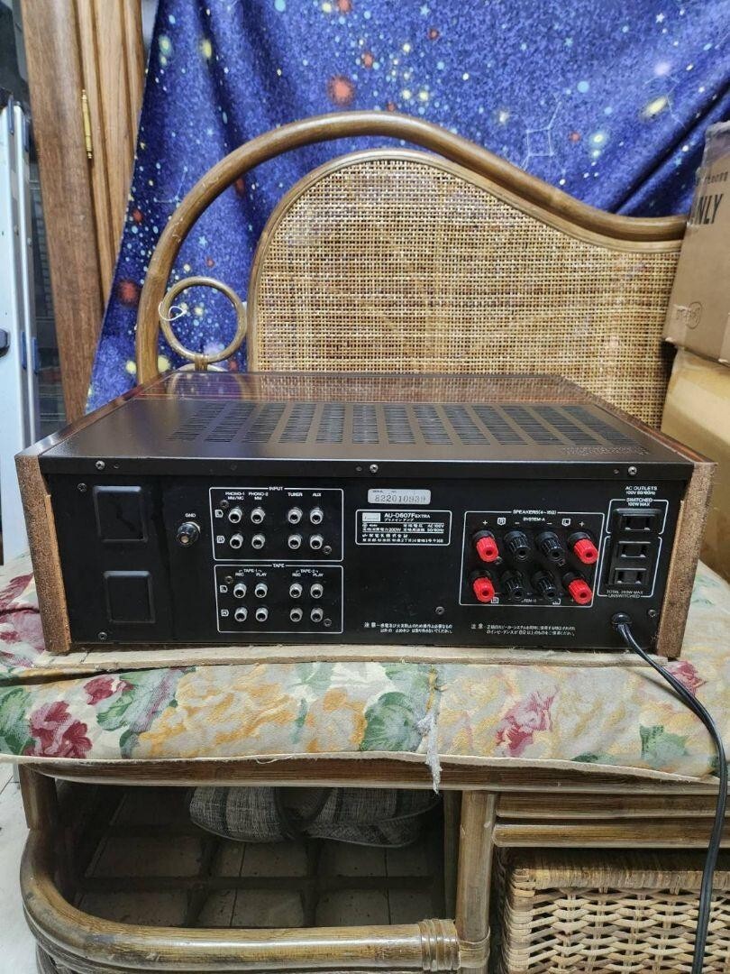 Sansui AU-D607F EXTRA Integrated DC Amplifier Operation Sansui AU-D607F EXTRA Integrated DC Amplifier Operation