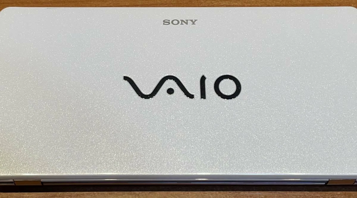 SONY VGN-P70H/W VAIO Type P White SSD conversion Alpine Linux with Box F/S