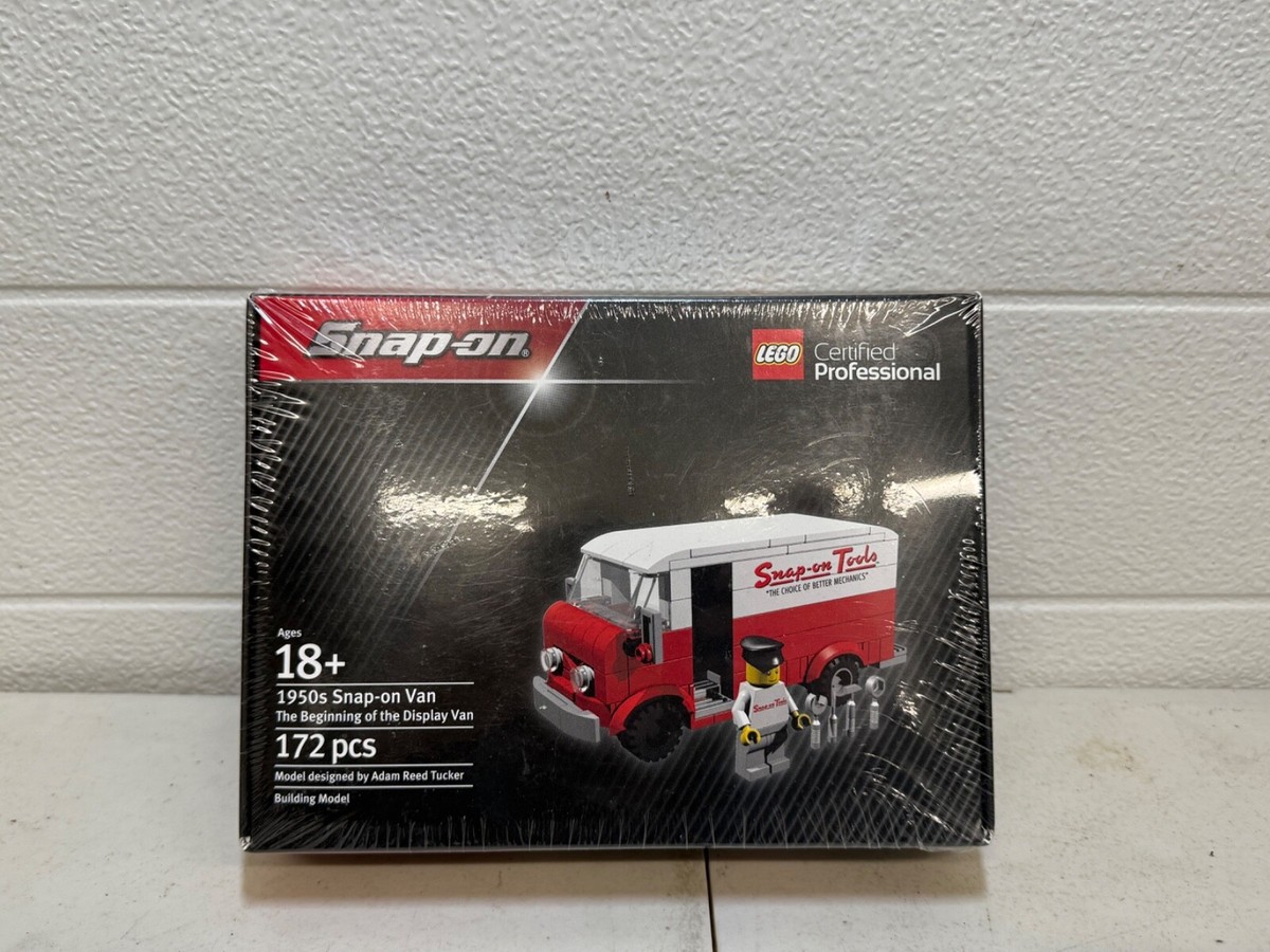Lego Snap On Freightliner MT-55 1950's Snap-On Van & KRL7022