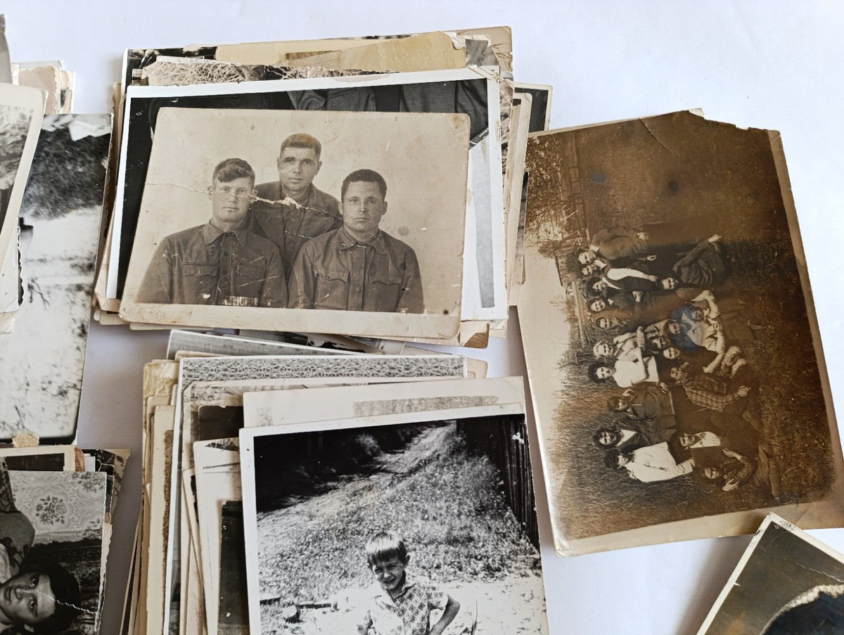 LOT OF 50 ORIGINAL RANDOM FOUND OLD PHOTOS MOSTLY B&W
