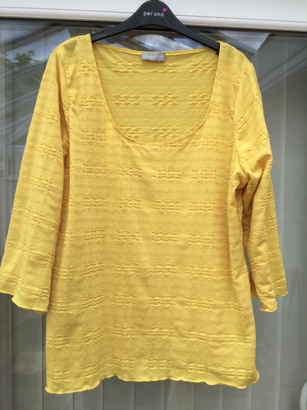 Ladies Top. M and S. Per Una Size 20 Colour Gold. 3/4 Sleeves Patterned Material