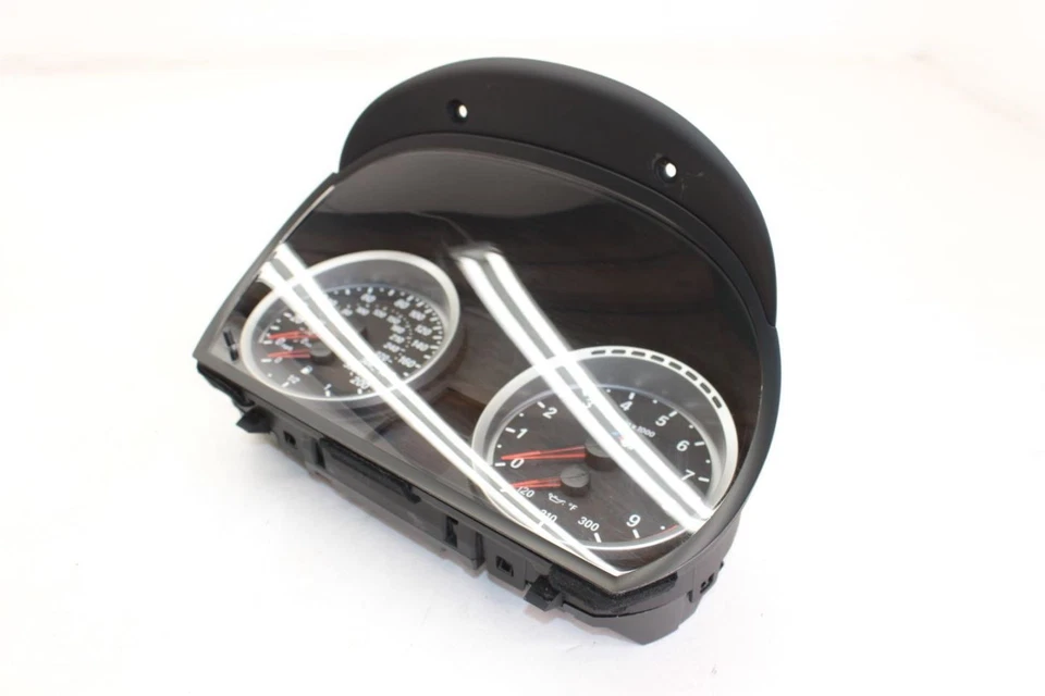 08-13 BMW M3 4.0L Speedometer Gauge Cluster Assembly 930702489 Foto 3 de 4