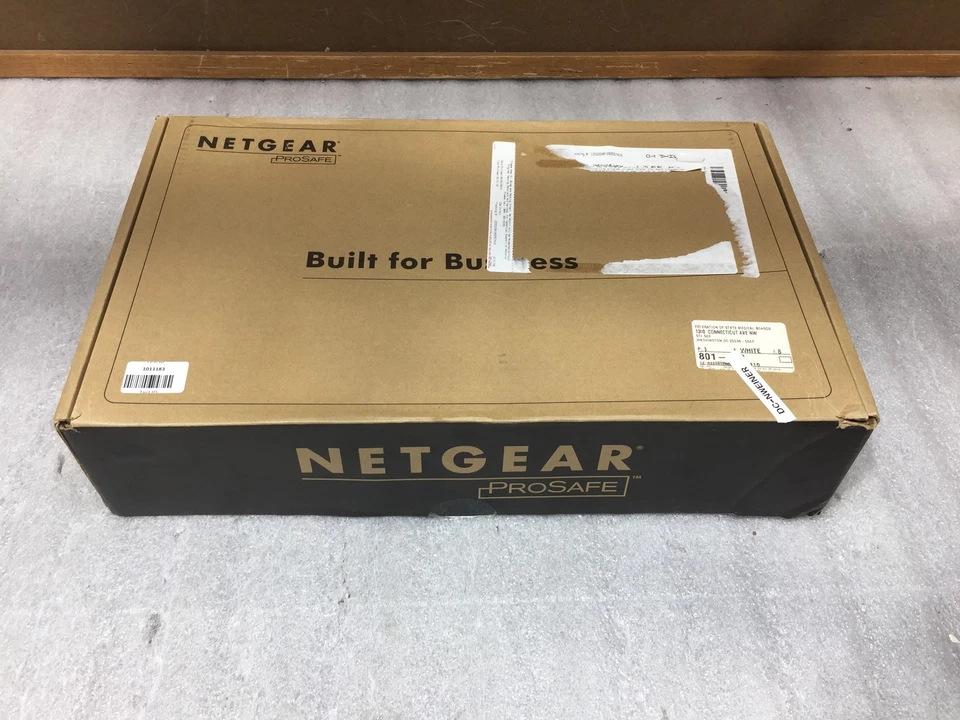 Netgear ProSafe FS726T 24 Port 10/100 Smart Switch With 2 Gigabit Ports, Reset - Image 2 of 4