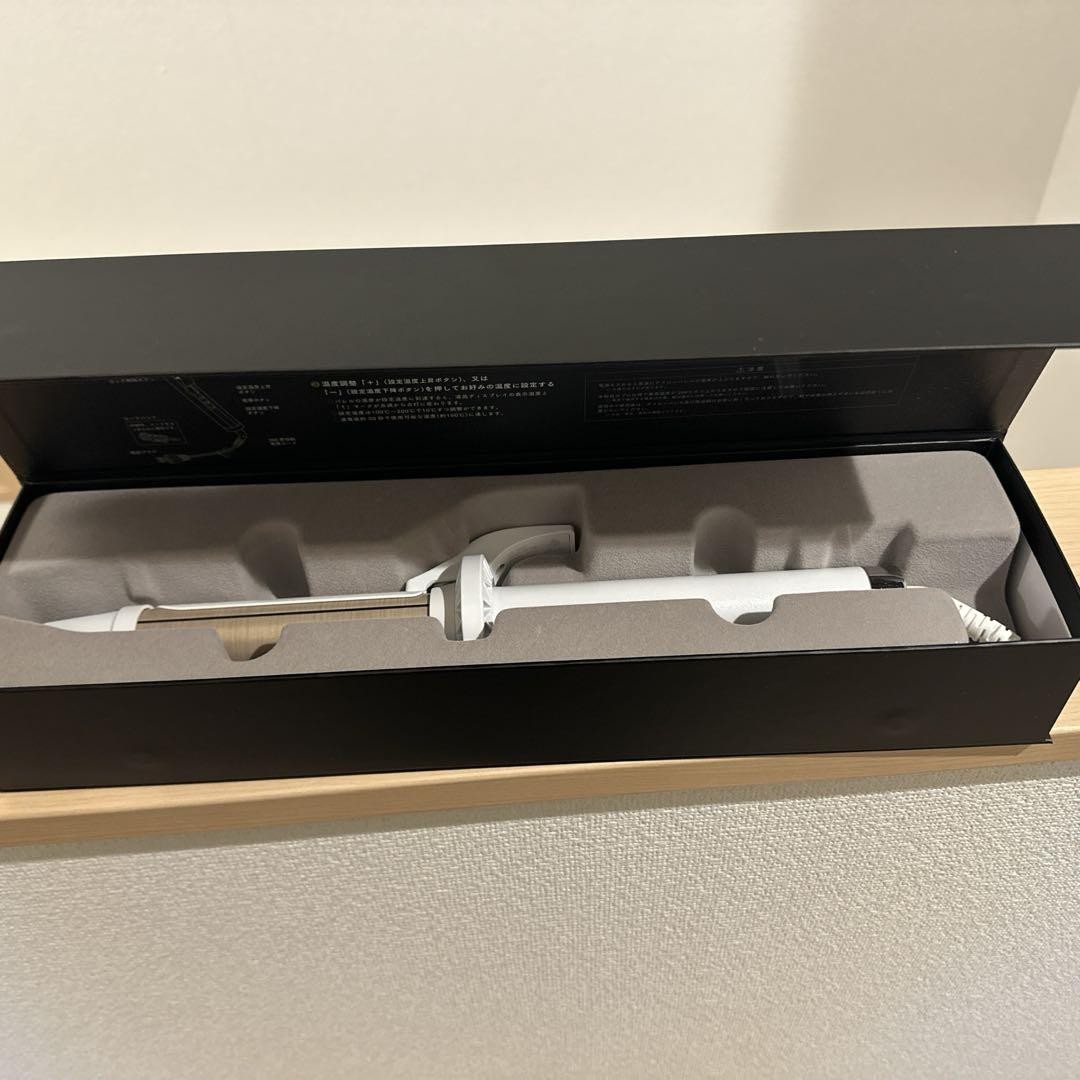 美品！KINUJO KC032 WHITE KINUJO Curl Curling Iron Maximum 200℃ Overseas compatible