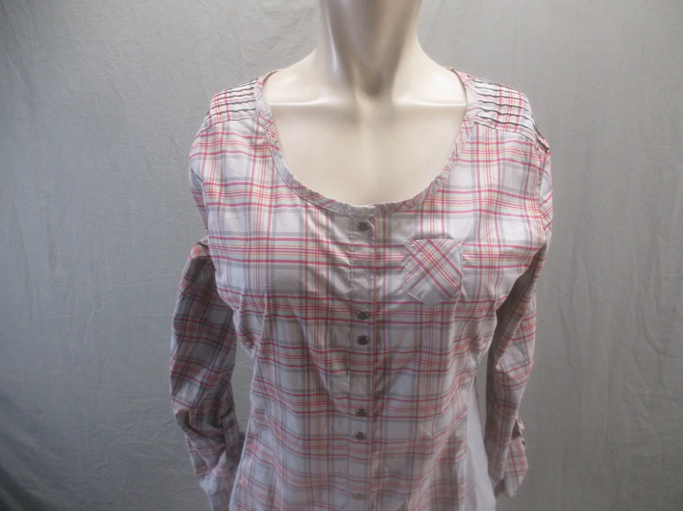 Женская многоцветная клетчатая рубашка Rei размер S с круглым вырезом и длинным рукавом на пуговицах 871 - Изображение 2 из 4