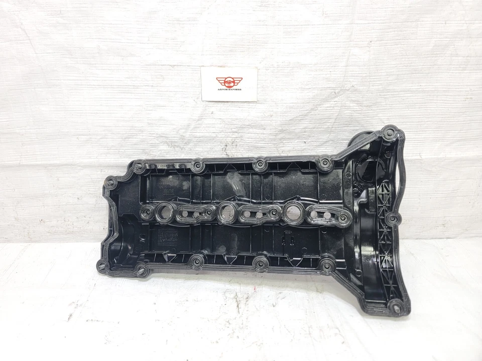 2014-2019 Jeep Grand Cherokee Left Driver Engine Valve Cover OEM 68260130AA - Image 4 of 4