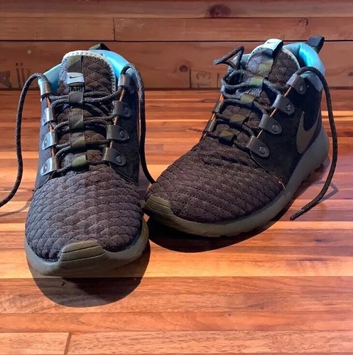 nike roshe run mid black