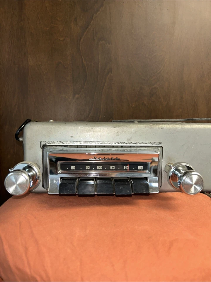 1953-55 Oldsmobile DeLuxe AM Push Button Radio 88 98 Fiesta Delco 982990 Factory - Image 2 of 4